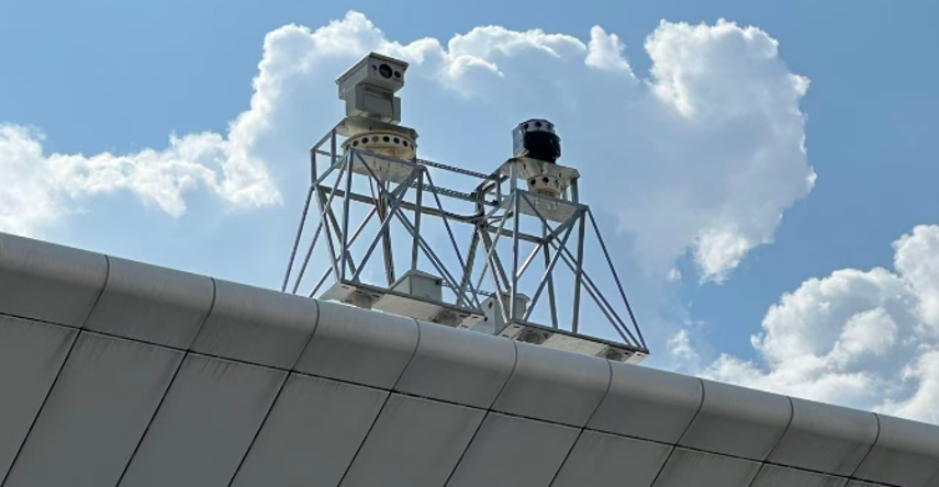 广州白云机场南垂滑光学辅助系统